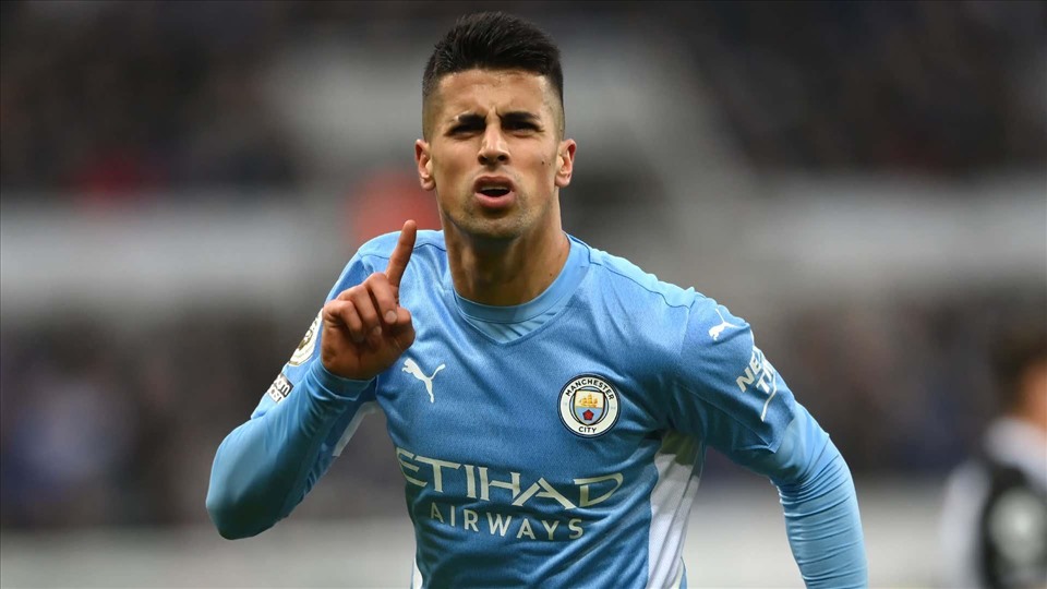 Hé lộ lý do Joao Cancelo phải rời Man City