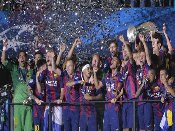 Gã khổng lồ xứ Catalan: Tại sao Barcelona lại được gọi như vậy?