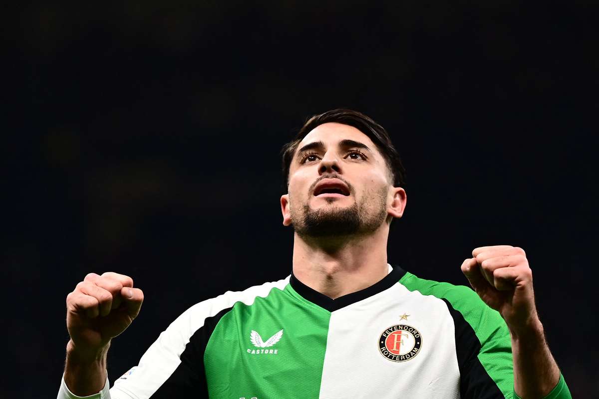 I'll never forget it': Sick Julian Carranza grateful after knocking out  Milan | Flashscore.com