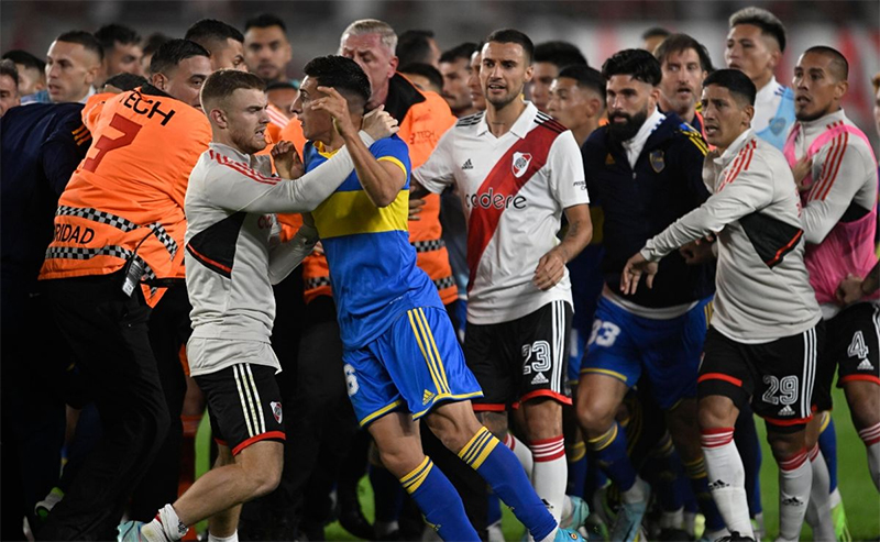 Trận Superclásico rực lửa giữa Boca Juniors và River Plate
